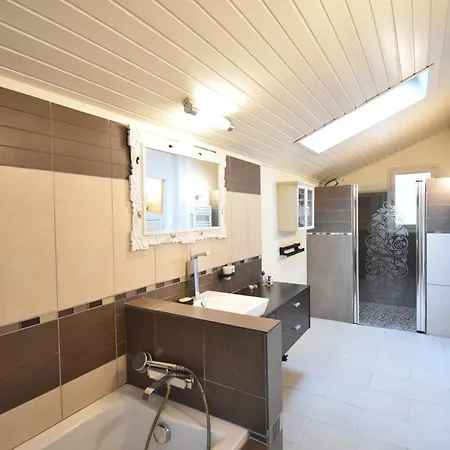 Hossegor Belle Avec Piscine Pour 10 Personnes.